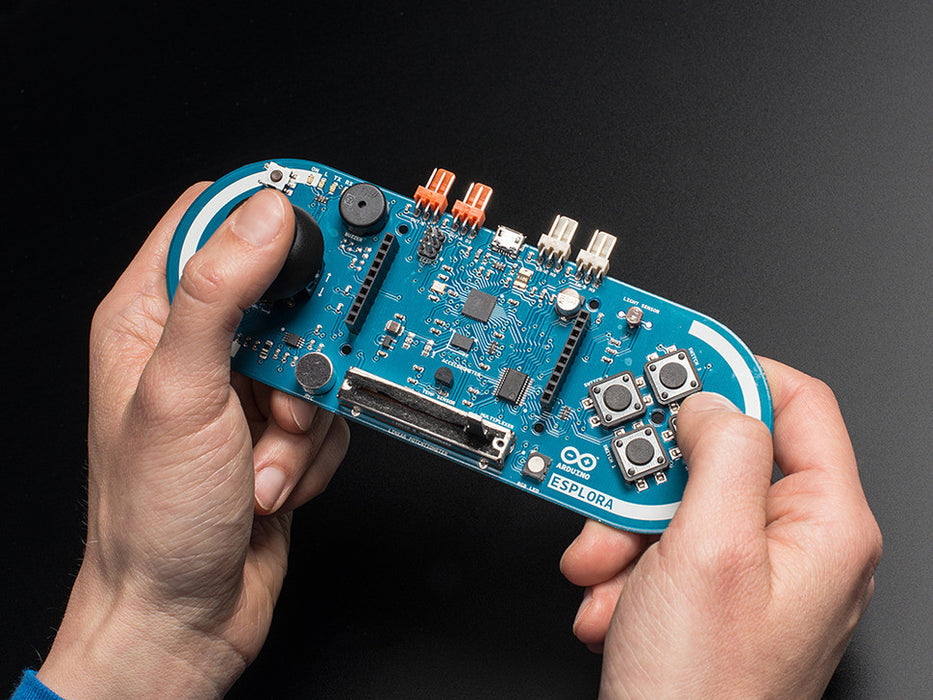 Arduino Esplora in Hand